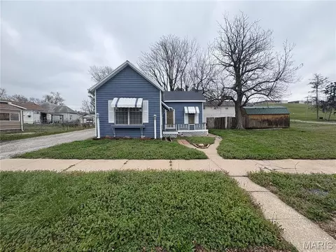 1615 12th, Saint Joseph, MO 64503