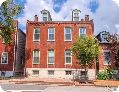 2343 Menard St, Saint Louis, MO 63104
