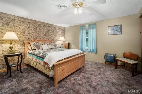 Bedroom - 6379 Highway Jj, Sullivan, MO 63080 photo 4 of 5