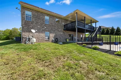 Exterior - 1006 Saddlebrooke Rdg, Jackson, MO 63755 photo 5 of 13