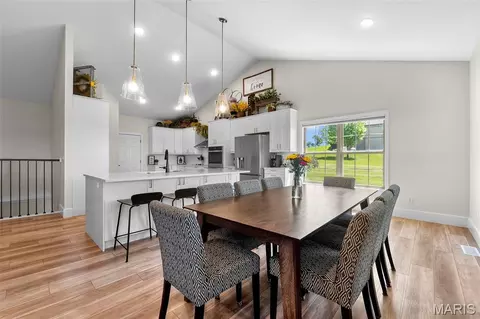 Dining - 1006 Saddlebrooke Rdg, Jackson, MO 63755 photo 1 of 2