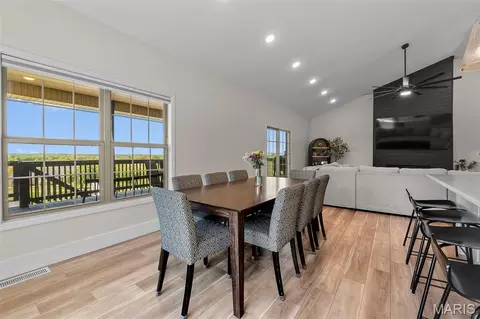 Dining - 1006 Saddlebrooke Rdg, Jackson, MO 63755 photo 2 of 2