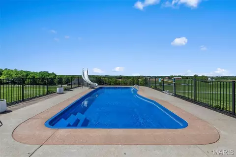 Exterior - 1006 Saddlebrooke Rdg, Jackson, MO 63755 photo 10 of 13