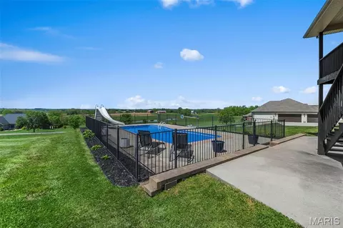 Exterior - 1006 Saddlebrooke Rdg, Jackson, MO 63755 photo 6 of 13