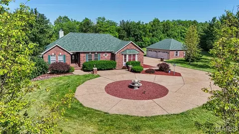 103 Talon Ct, Wentzville, MO 63385