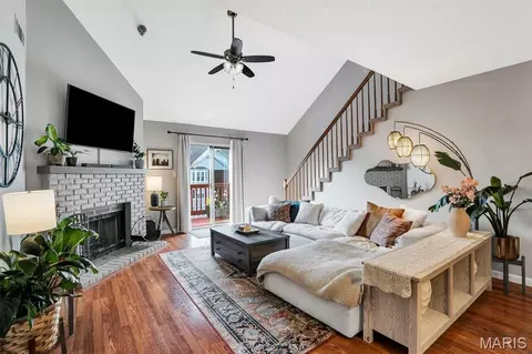 338 Shirley Ridge Dr #338A, Saint Charles, MO 63304
