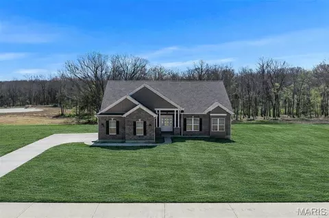 308 Schaper Estates Xing, Foristell, MO 63348