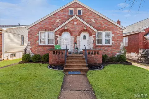 5518 Neosho St, Saint Louis, MO 63109