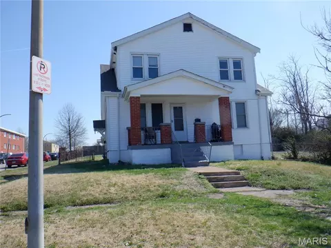3530 Lucy St, Saint Louis, MO 63116