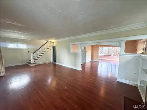 Living - 7218 Normandy Pl, Normandy, MO 63121 photo 3 of 5