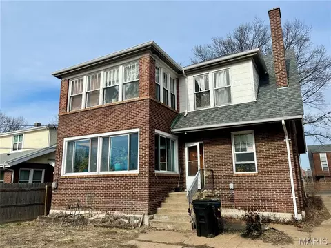 7218 Normandy Pl, Normandy, MO 63121 photo 2