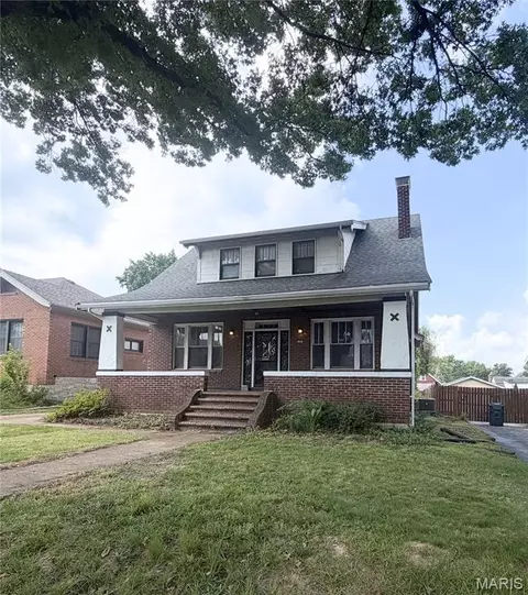 Exterior - 7218 Normandy Pl, Normandy, MO 63121 photo 2 of 3