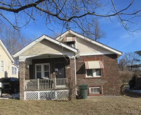 8514 Mora Ln, Saint Louis, MO 63147