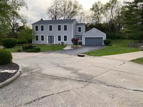 88 Honey Ridge Ct, Saint Charles, MO 63304