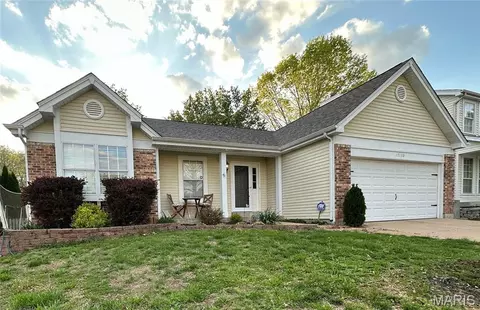 17130 Elm Trail Dr, Eureka, MO 63025