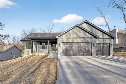 2964 Scott Rd, Moscow Mills, MO 63362