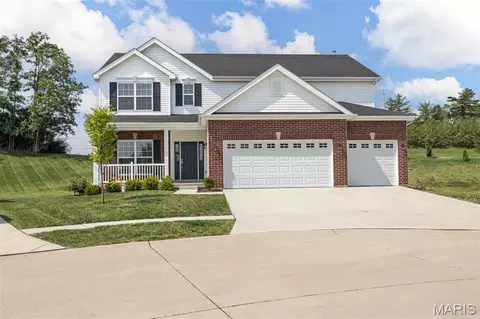 1024 Miremont Dr, Manchester, MO 63011