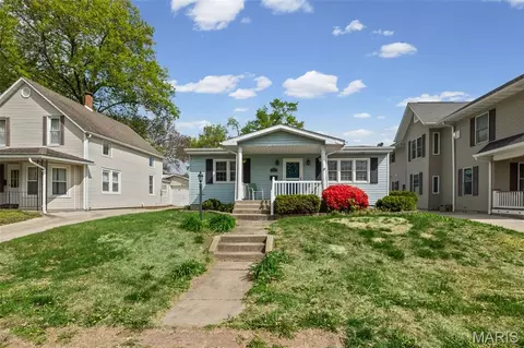904 Mckinley Blvd, Alton, IL 62002