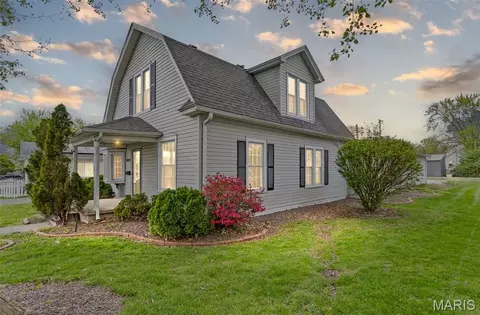 314 Highland St E, Carrollton, IL 62016