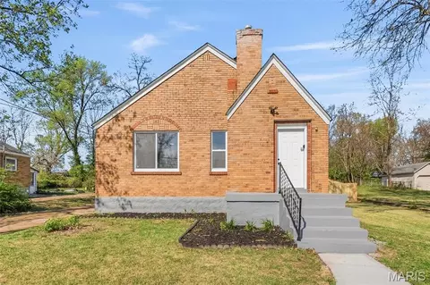 129 N Dade Ave, Ferguson, MO 63135