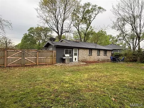 Exterior - 3053 W Grand, Springfield, MO 65802 photo 5 of 12