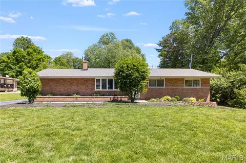 12350 Centerbrook Dr, Black Jack, MO 63033