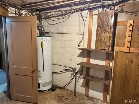 Other - 914 S Walnut St, Gerald, MO 63037 photo 5 of 17