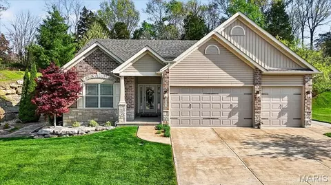 6712 Silverstone Ct, Byrnes Mill, MO 63051
