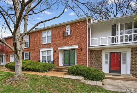 13419 Forestlac Dr, Saint Louis, MO 63141