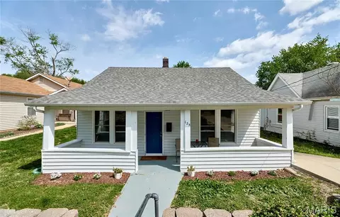125 Lithia Ave, Webster Groves, MO 63119