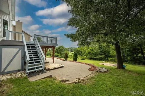 Exterior - 2805 Pomme Meadows Dr, Arnold, MO 63010 photo 2 of 9