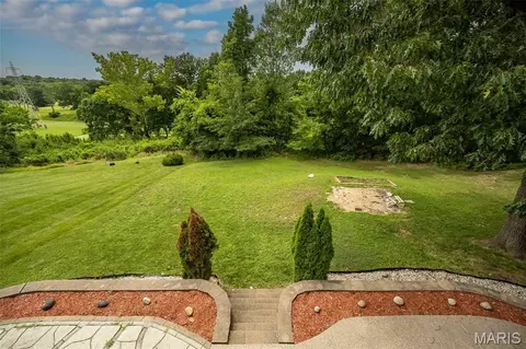 Exterior - 2805 Pomme Meadows Dr, Arnold, MO 63010 photo 4 of 9