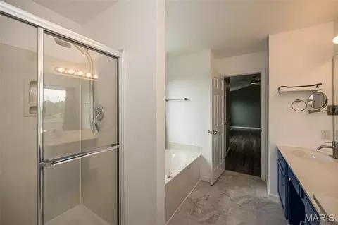 Bath - 2805 Pomme Meadows Dr, Arnold, MO 63010 photo 3 of 4