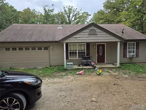 22645 Log Cabin Dr, Wright City, MO 63390
