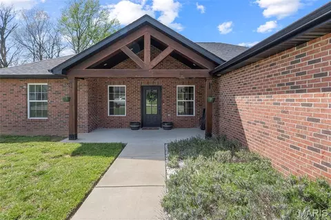 Exterior - 214 Gladiola St, Jackson, MO 63755 photo 3 of 6