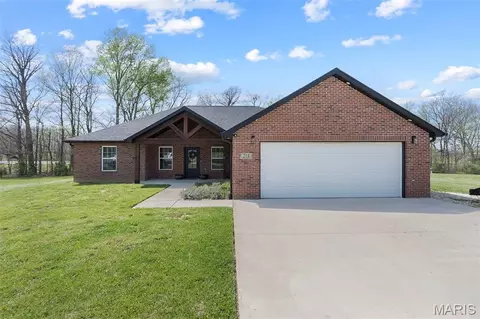 Exterior - 214 Gladiola St, Jackson, MO 63755 photo 2 of 6