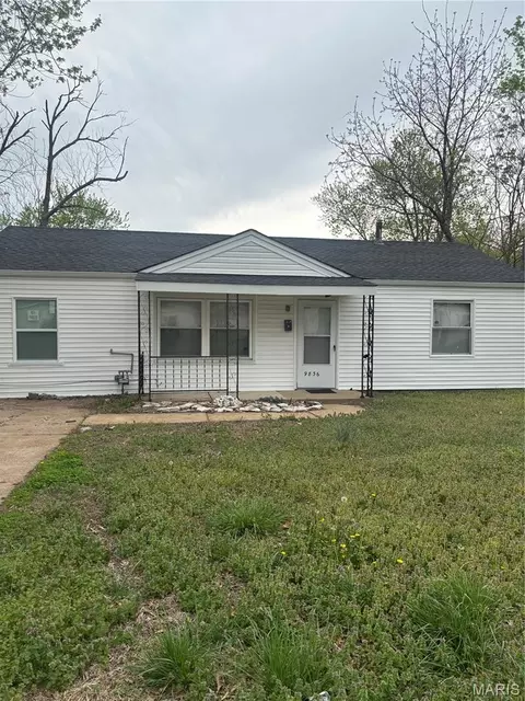 9836 Lorna Ln, Saint Louis, MO 63136