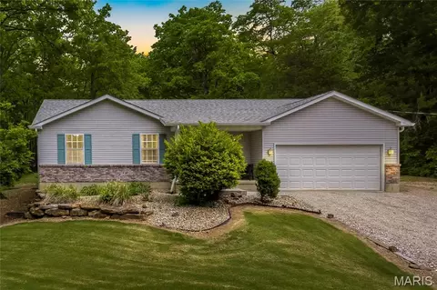 4041 Canebrake Valley Dr, Dittmer, MO 63023