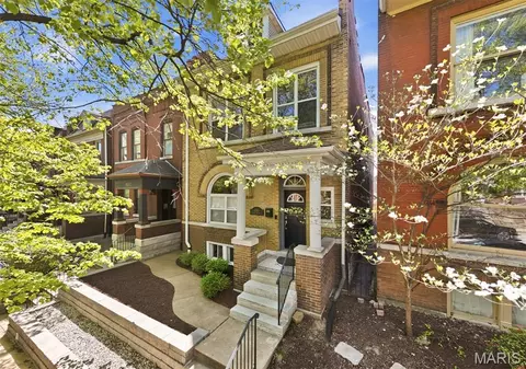 4546 Arco Ave, Saint Louis, MO 63110