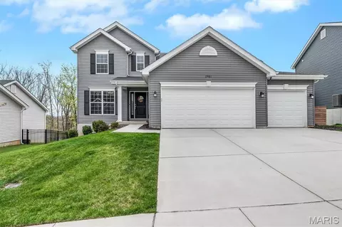 17481 Wyman Ridge Dr, Eureka, MO 63025