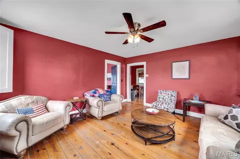 Living - 117 E 5th St, Hermann, MO 65041 photo 1 of 1