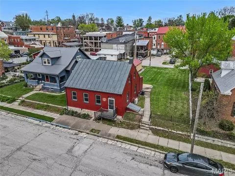 View/Area - 117 E 5th St, Hermann, MO 65041 photo 2 of 6