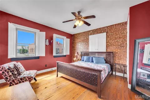 Bedroom - 117 E 5th St, Hermann, MO 65041 photo 1 of 11