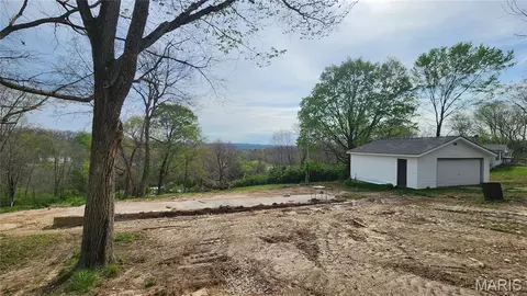 19 Pine Ln, Cedar Hill, MO 63016