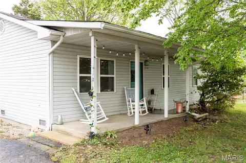 311 Harold St, Crocker, MO 65452