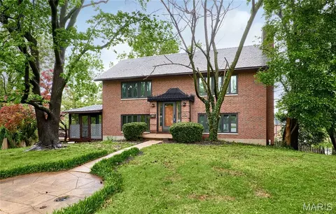 4535 Marlboro Ct, Pasadena Hills, MO 63121