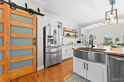 Kitchen - 1035 Sable Ln, Arnold, MO 63010 photo 6 of 9