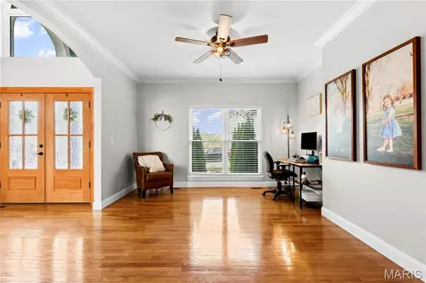 Entry Way - 1035 Sable Ln, Arnold, MO 63010 photo 4 of 16