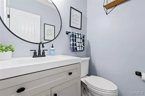 Bath - 1035 Sable Ln, Arnold, MO 63010 photo 1 of 13