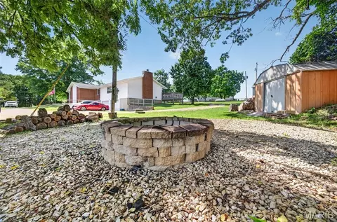 Exterior - 1324 Highway O, Rolla, MO 65401 photo 4 of 13